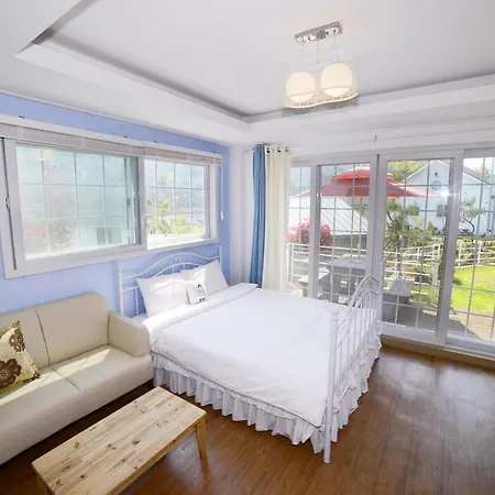 Walking Sky Pension Gapyeong Room photo