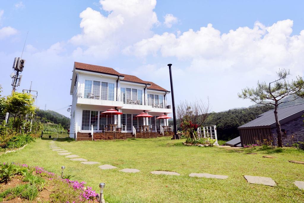 Walking Sky Holiday home